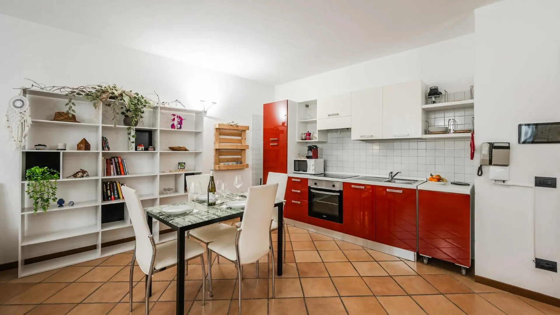 Riverwalk Al Castello Indipendent Apartments فيرونا