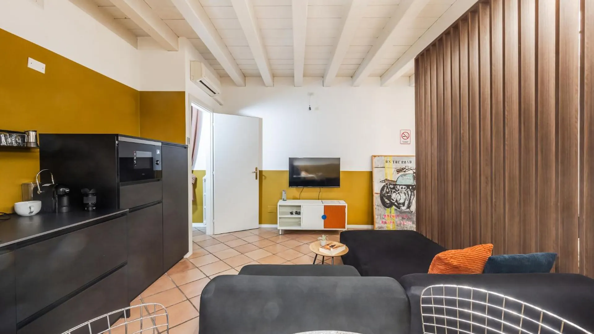 Riverwalk Al Castello Indipendent Apartments فيرونا إيطاليا