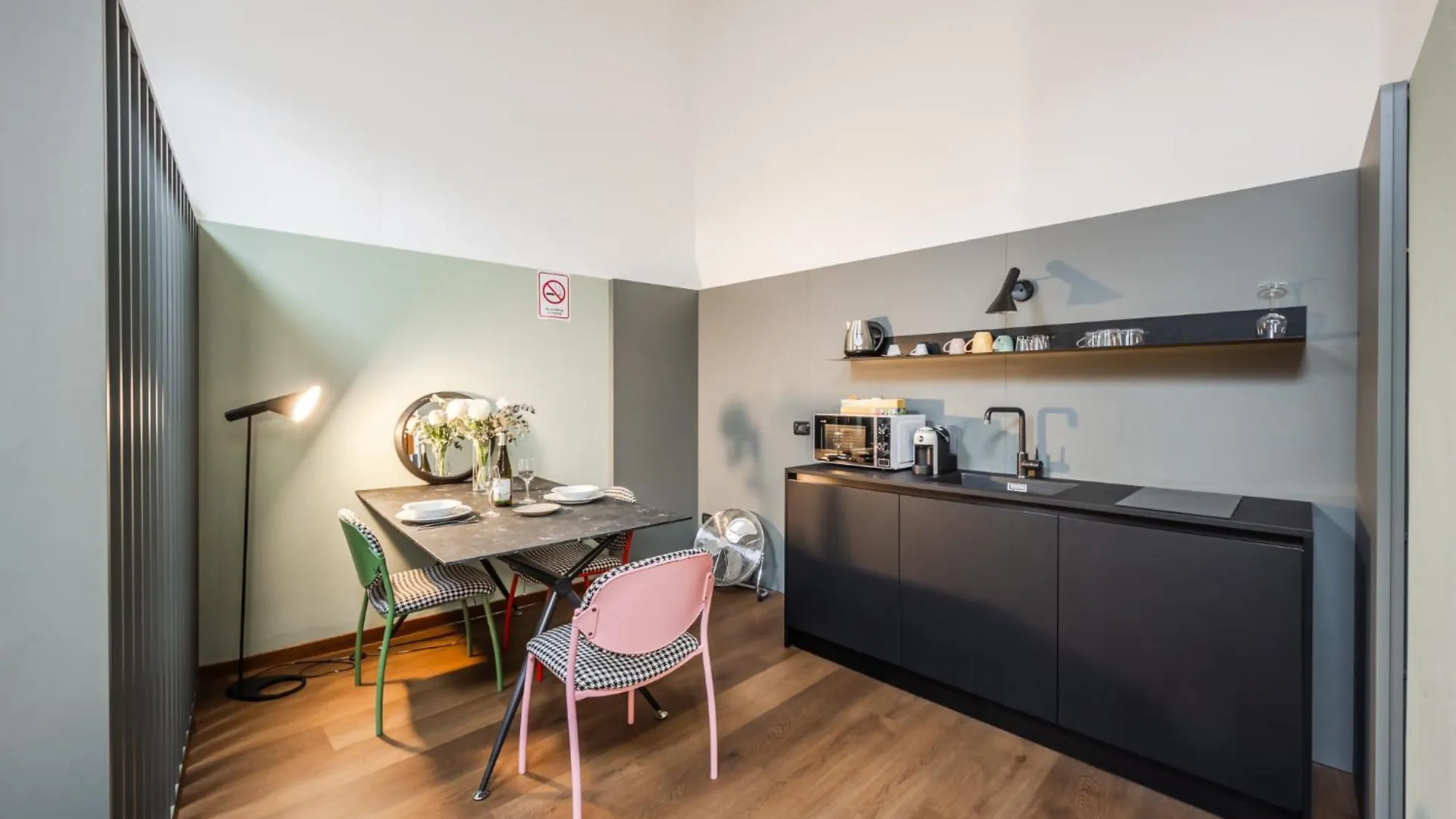 Riverwalk Al Castello Indipendent Apartments فيرونا إيطاليا