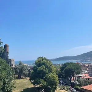 The Castle House Appartamento La Spezia