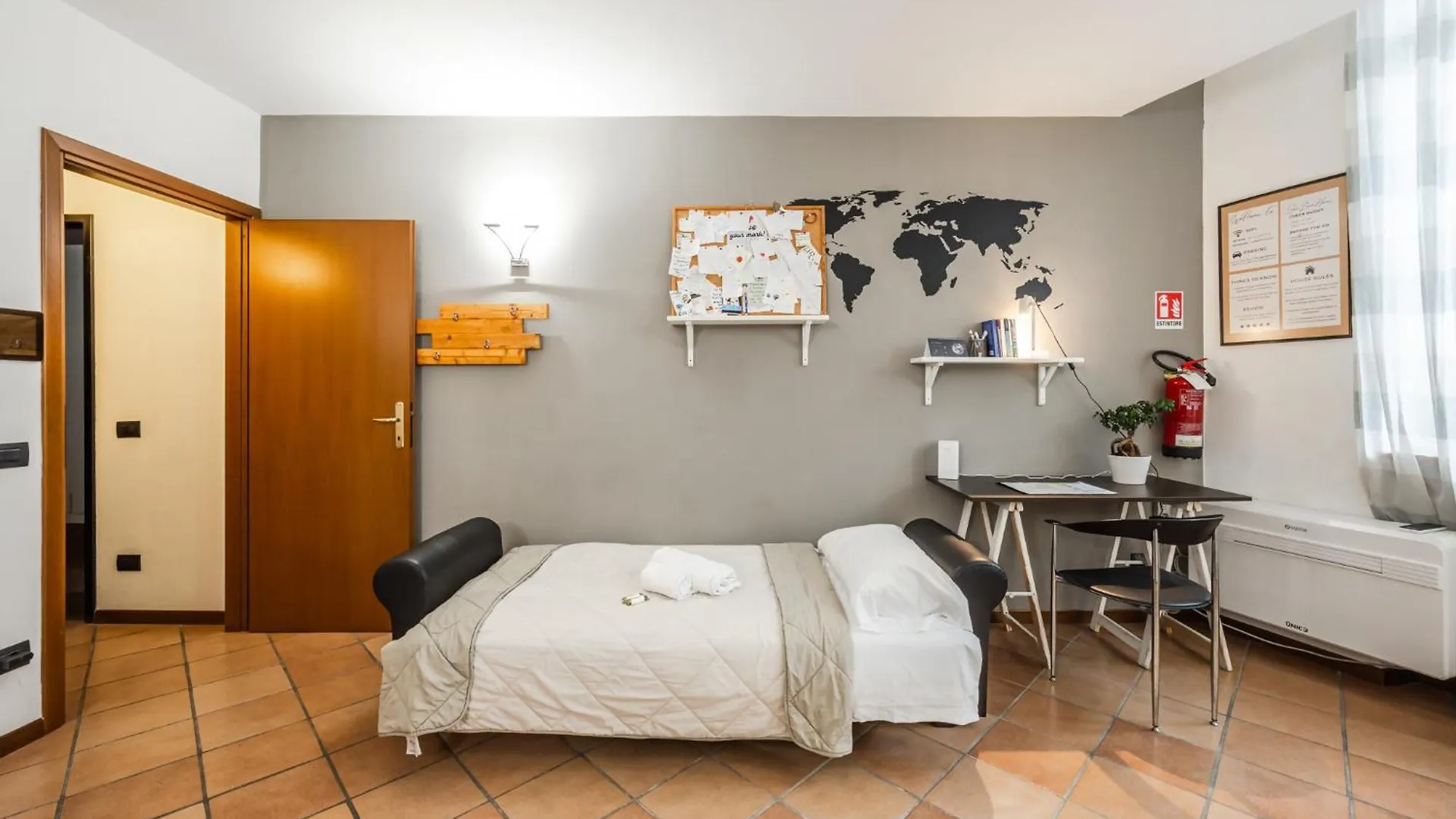 Riverwalk Al Castello Indipendent Apartments Verona Italia