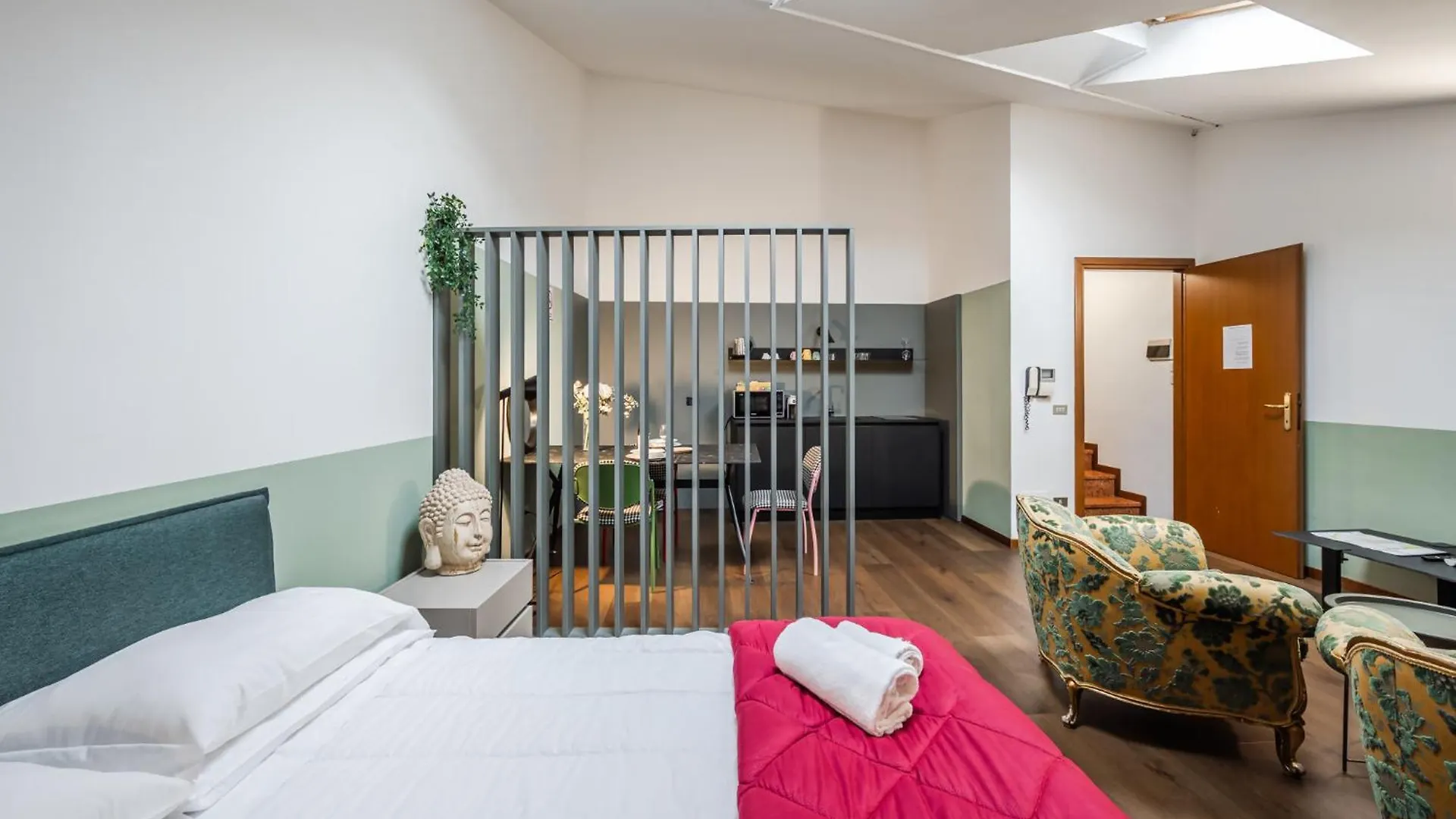 Riverwalk Al Castello Indipendent Apartments Verona Italia